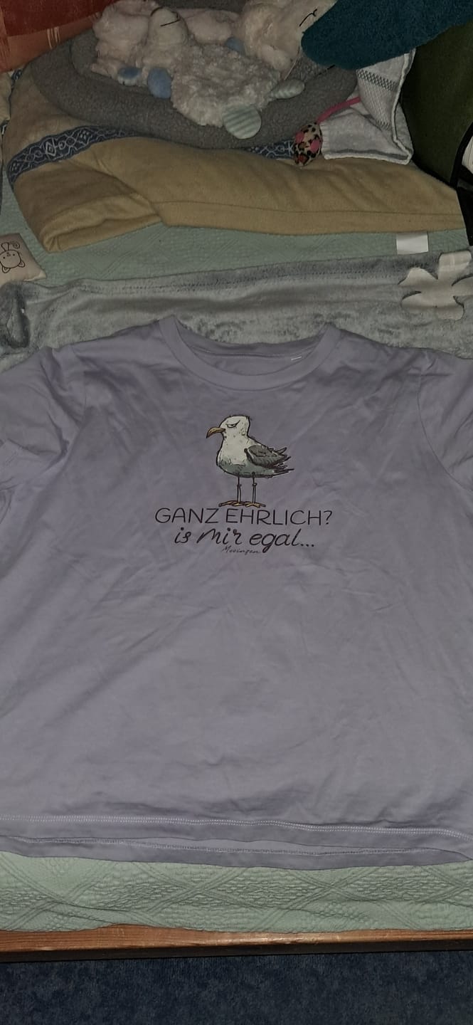 Customer photo review of Ganz ehrlich? ist mir egal...  · Damen Premium Bio T-Shirt 2.0