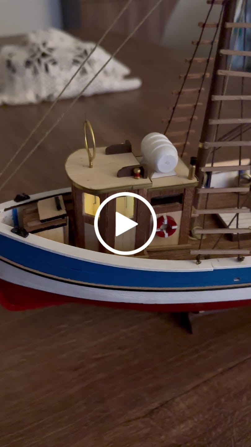 Customer video review of Maqueta Barco Palamós