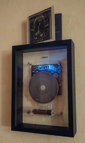 Customer photo review of M1 Music Frame CD Player
