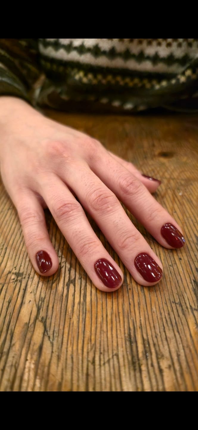 Customer photo review of N Classic Burgundy Jel Tırnak 30 Adet, 2 Kullanım