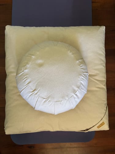 Customer photo review of ZAFU Meditation Cushion | Pure | Purity