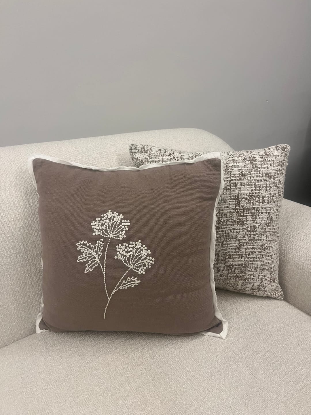 Customer photo review of Odin Kırlent Kılıfı 45x45