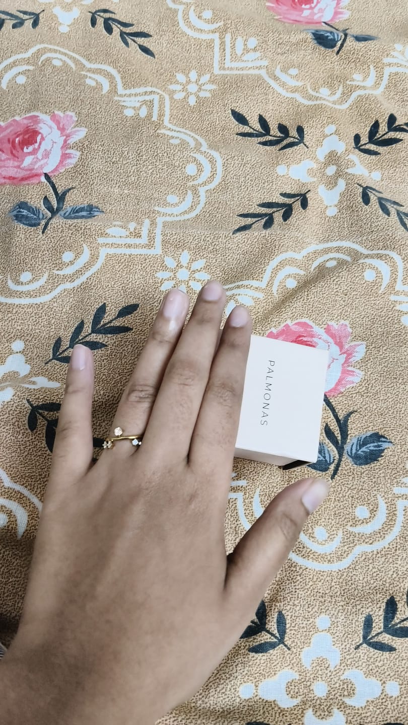 Customer photo review of Penny Elizabeth Three Layer Necklace