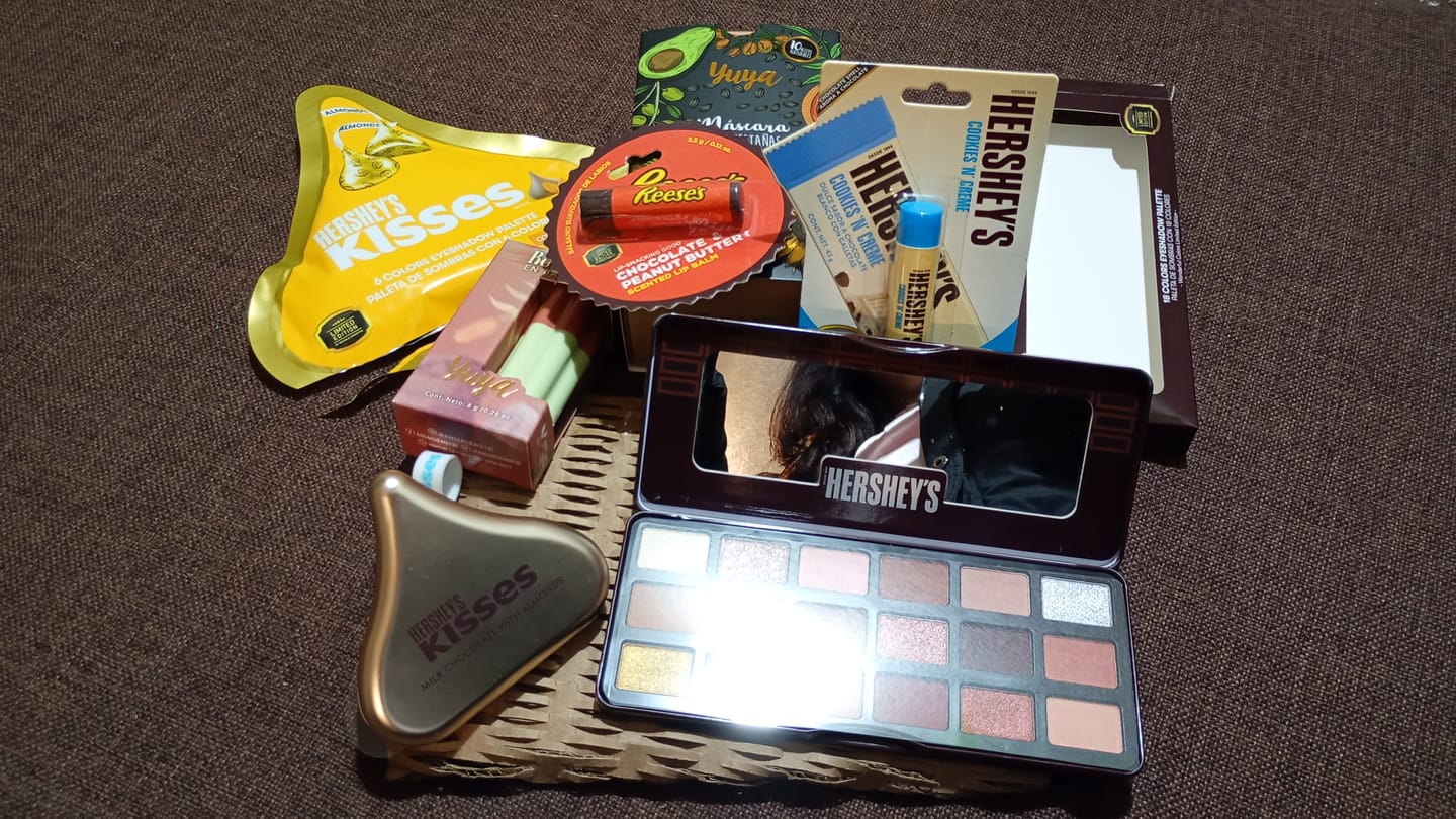 Customer photo review of Lip Balm Cookies & Cream