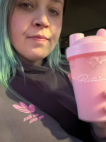 Customer photo review of Pink Protein Shaker 13.5 oz