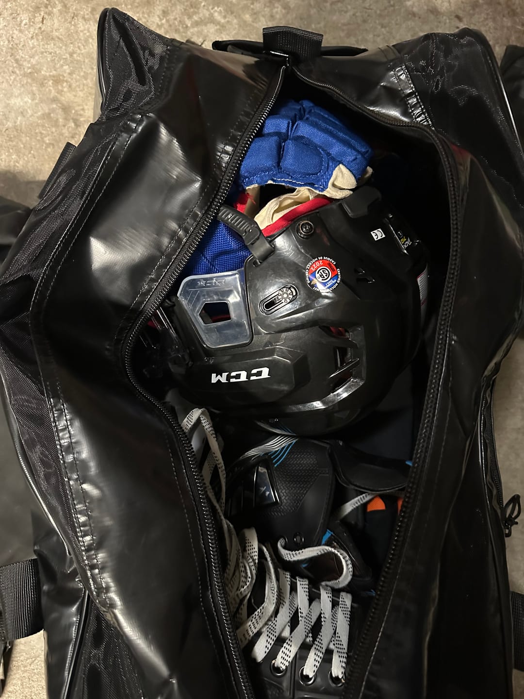 Customer photo review of YAKSAK COACH BAG