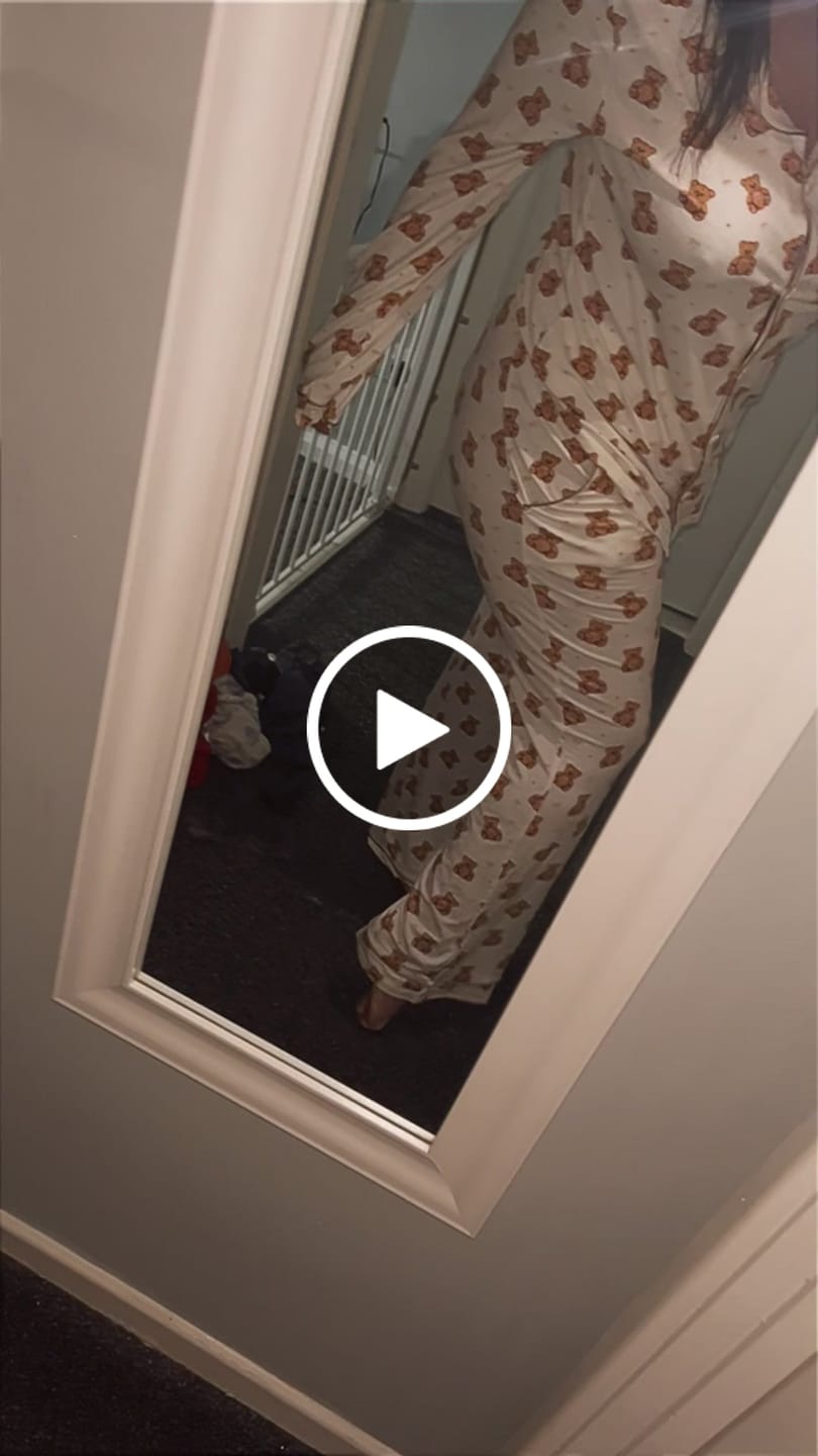 Customer video review of Women's Teddy Bear Pyjamas