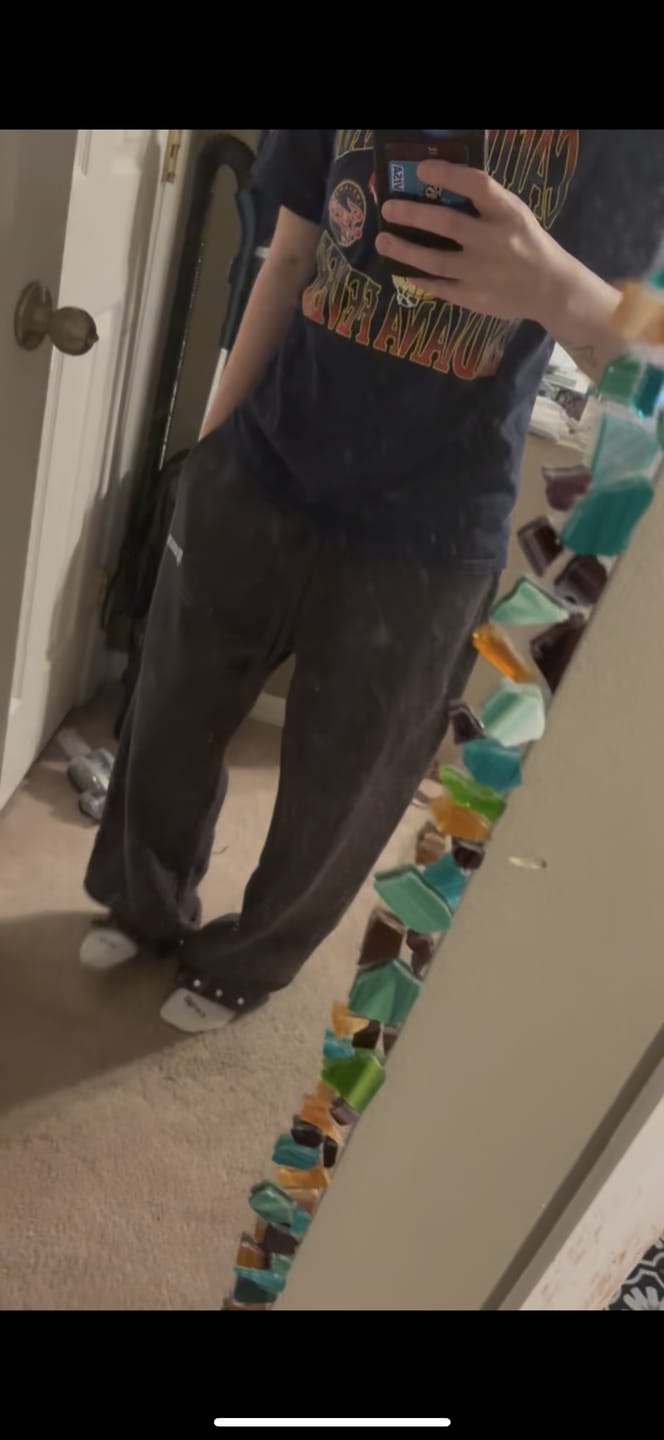 Customer photo review of 2087 - Stud Sweats