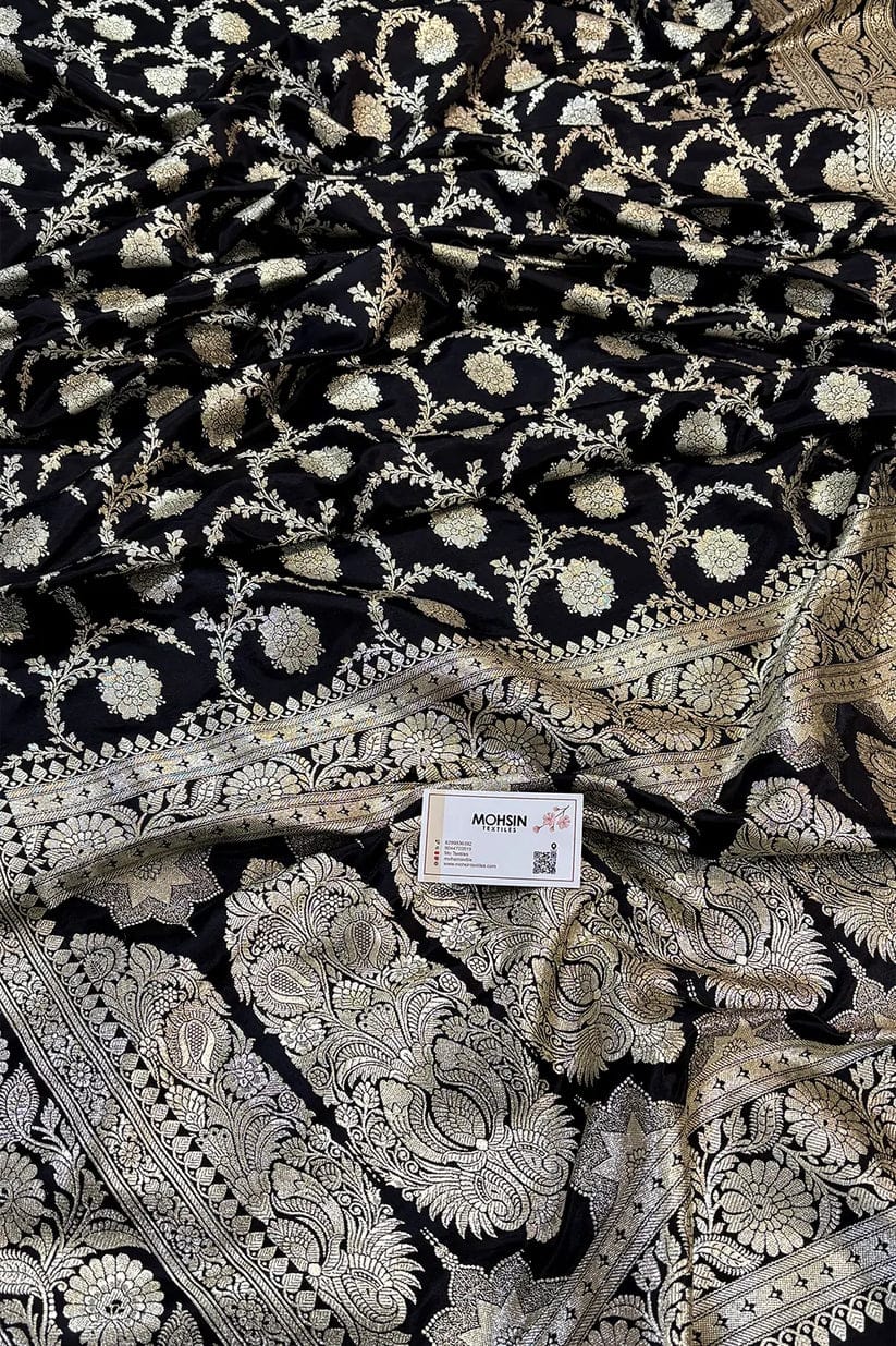 Customer photo review of Black Murmuri Jaal Katan Silk Banarasi Saree