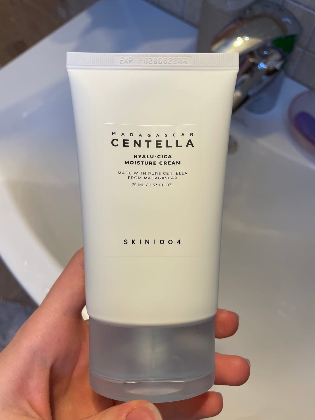 Customer photo review of Mitrinošs krēms ar nomierinošu iedarbību SKIN1004 Madagascar Centella Hyalu-Cica Moisture Cream