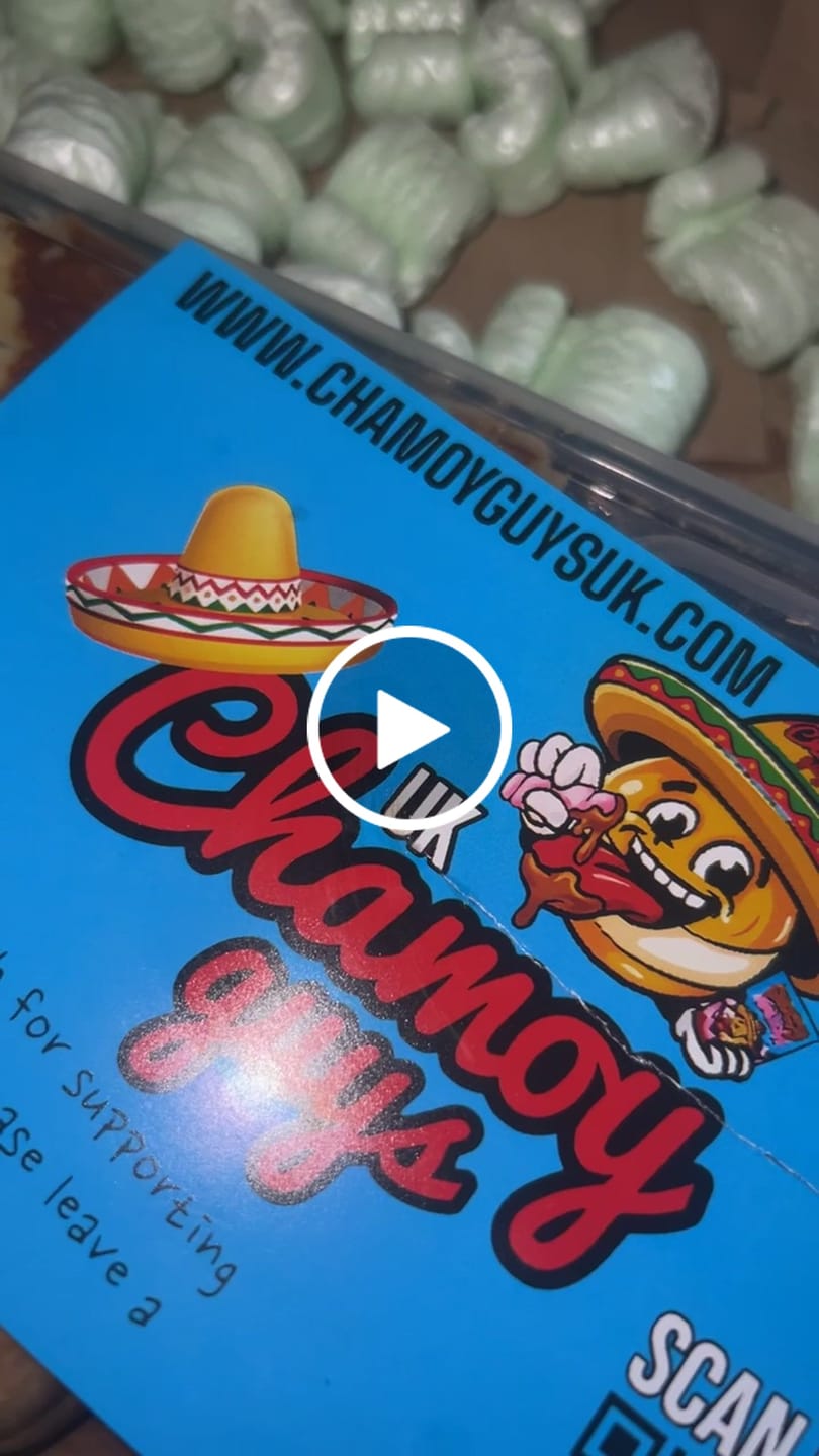 Customer video review of Dubai Chocolate Dipping Box | Choose your Chocolate Flavour | Rich Flavored Chocolates for Dipping, Perfect for Parties & Personal Indulgence, Ideal for Chocolate Enthusiasts
