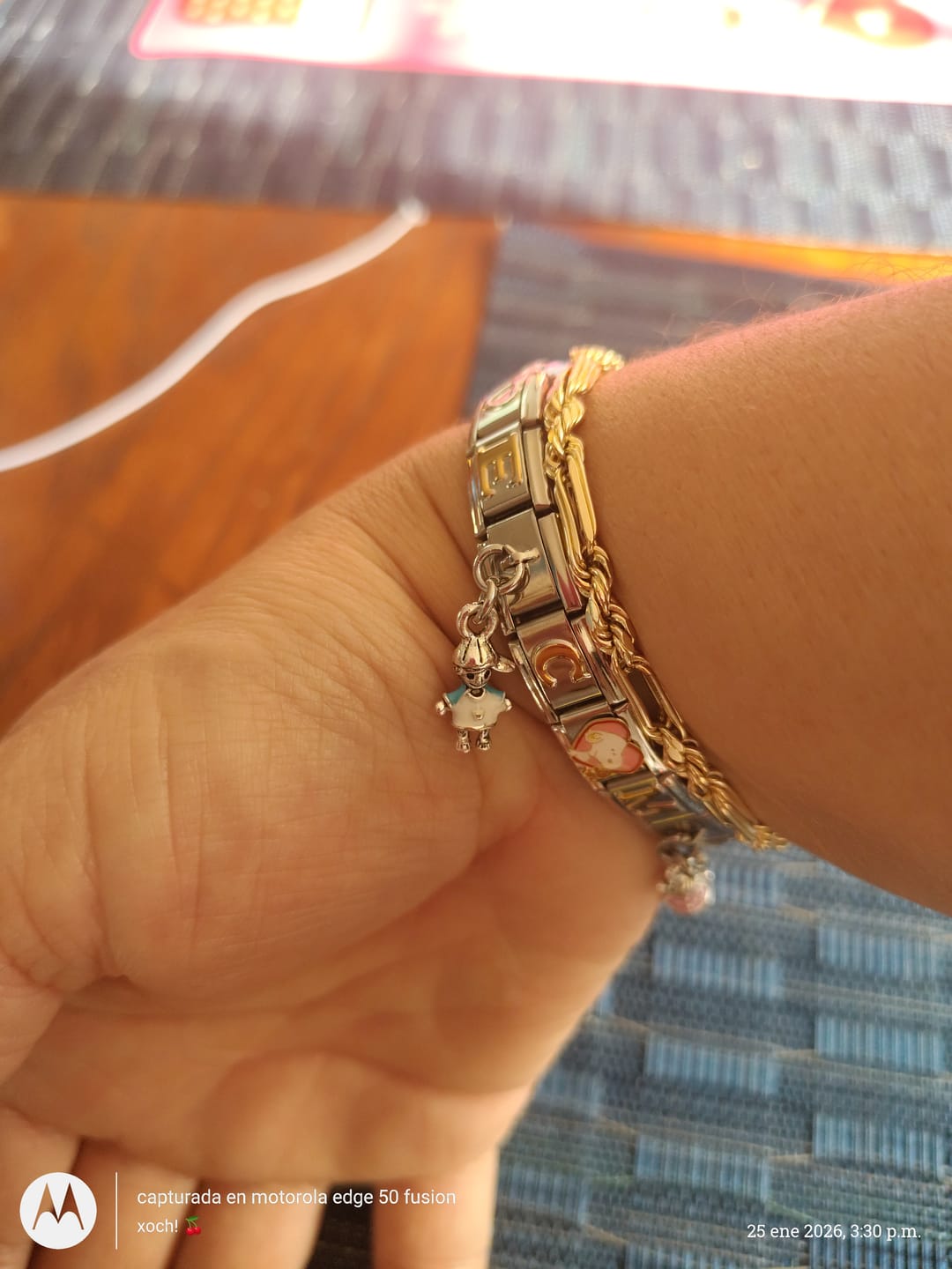 Customer photo review of Charm Niño