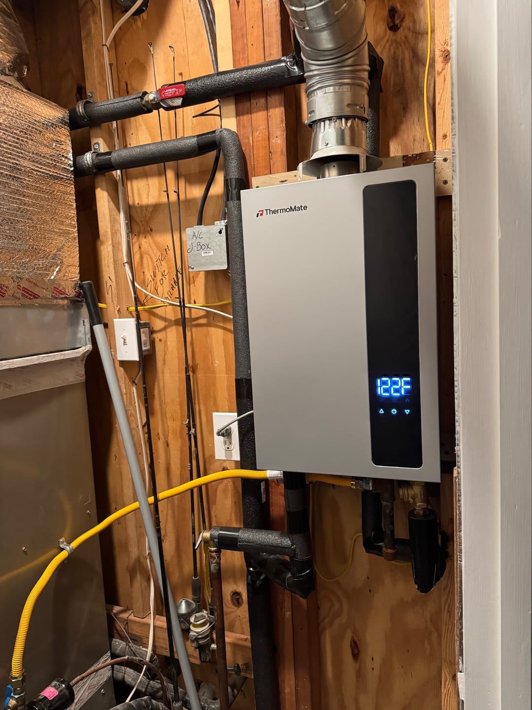 Customer photo review of 2.9 GPM Residential Natural Gas Tankless Water Heater
