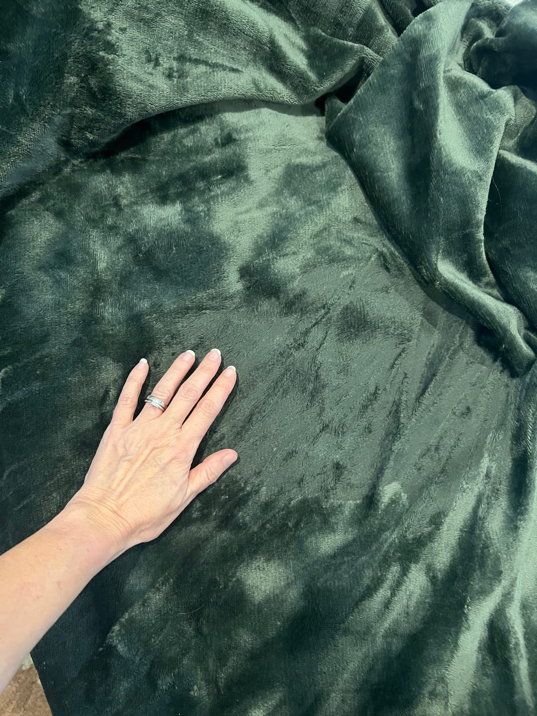 Customer photo review of Waterproof Splash Blanket™️ - Champagne The OG