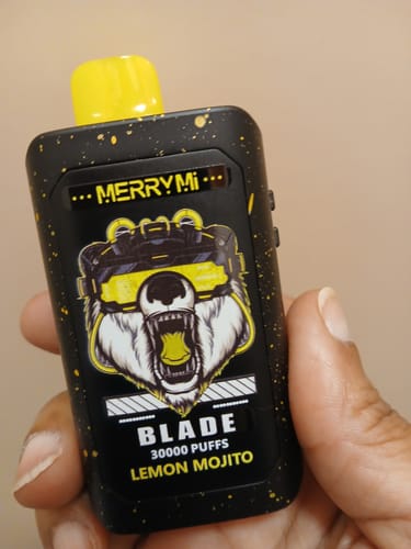 Customer photo review of Merry-Mi - Blade 30K - Puff Jetable / Vape Disposable - 5% nicotine