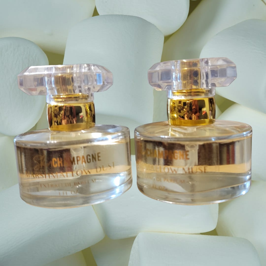 Customer photo review of MARSHMALLOW DUST PERFUME EXTRAIT