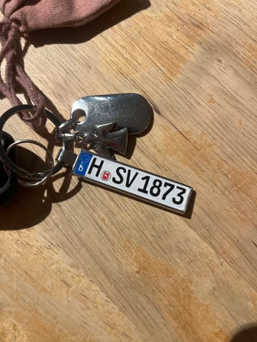 Customer photo review of Kennzeichen Schlüsselanhänger Mini Nummernschild Metall