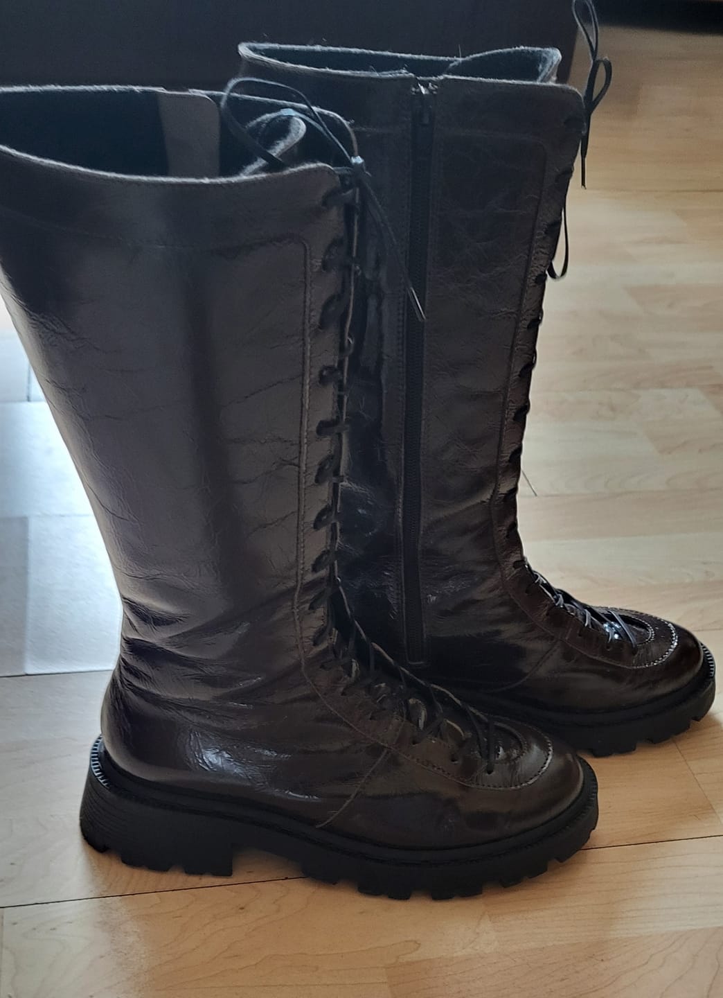 Customer photo review of "Americano Boots, Brown"