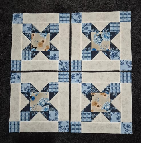 Customer photo review of Block Of The Month - Log Cabin Bellflower (98.5" x 98.5")