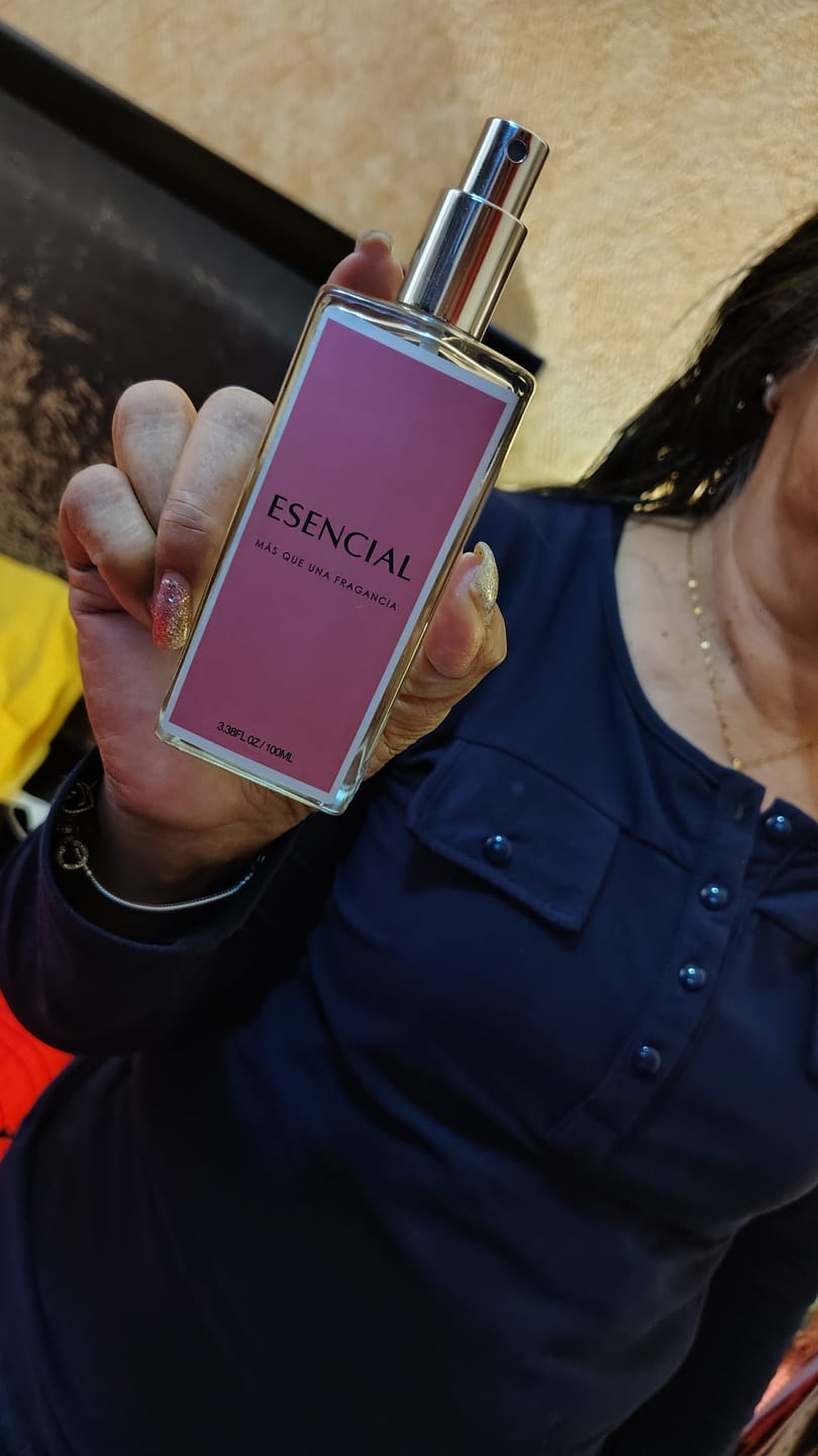 Customer photo review of M565 Inspirado en: La Vie est Belle L'Elixir - Lancôme