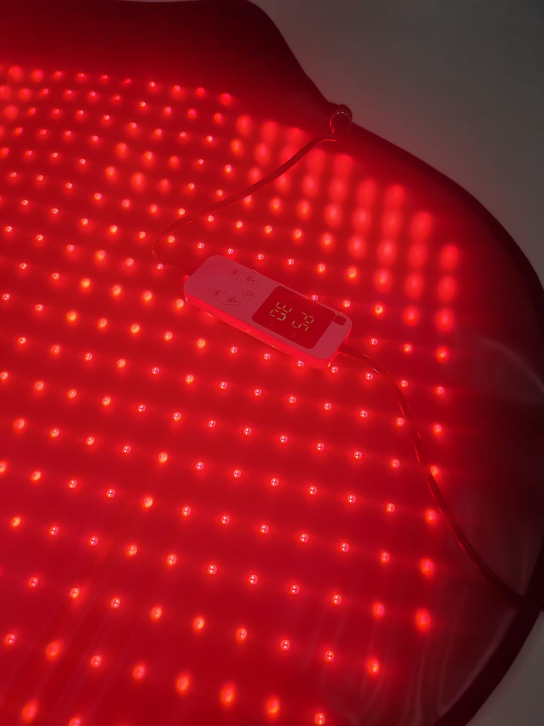 Customer photo review of LUMYHEALTH Dual-Pulse Red Light Therapy Mat for Pain Relief
