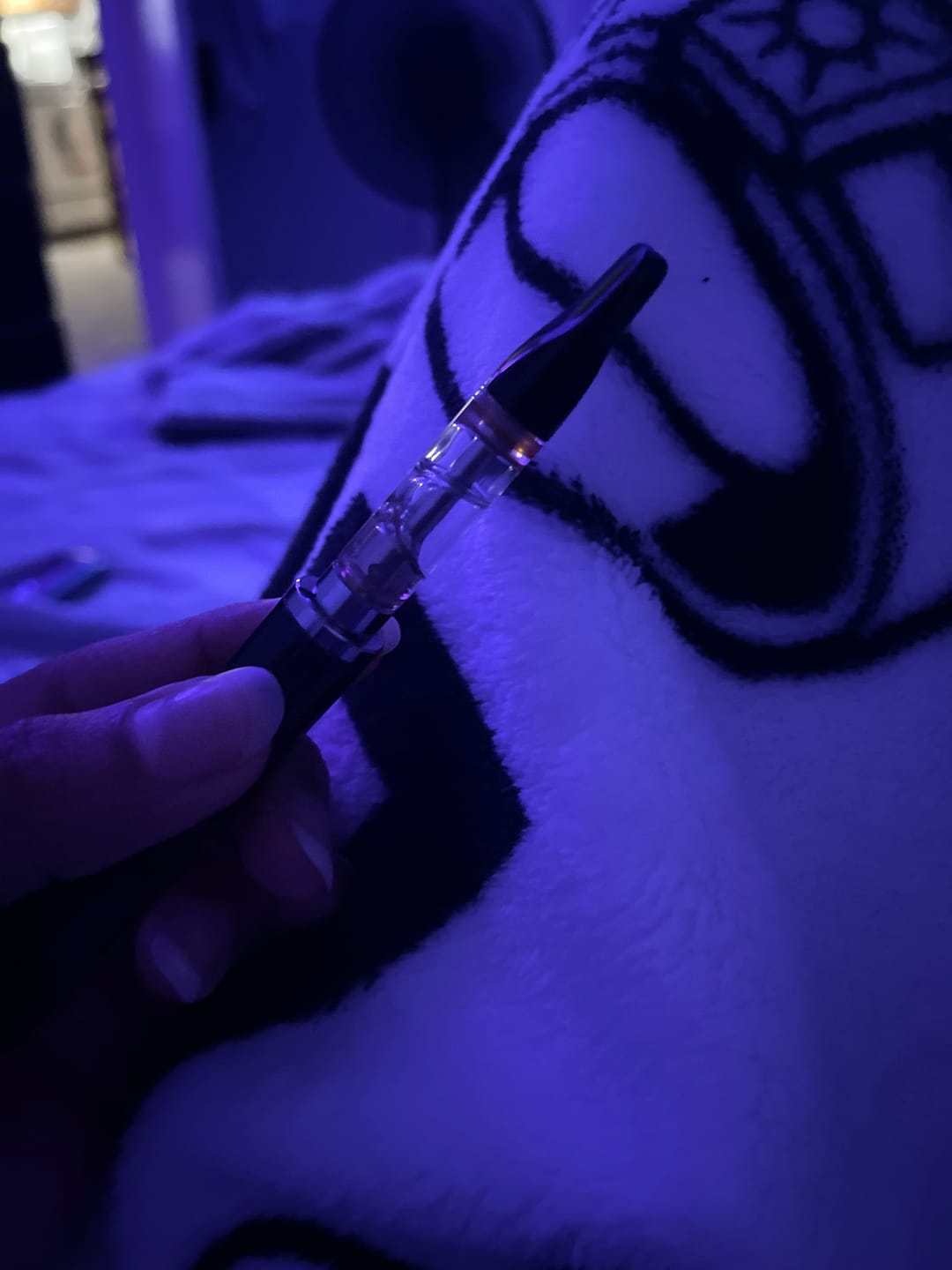 Customer photo review of 1 Gram HHC Full Spectrum Vape Cartridge | Lemon Cookies - Hybrid