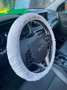 Customer photo review of Plüsch Lenkradhülle – Warmer Winterbezug (38 cm)