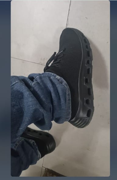 Customer photo review of GUFFO NOVA | Tenis ergonómicos de alto confort