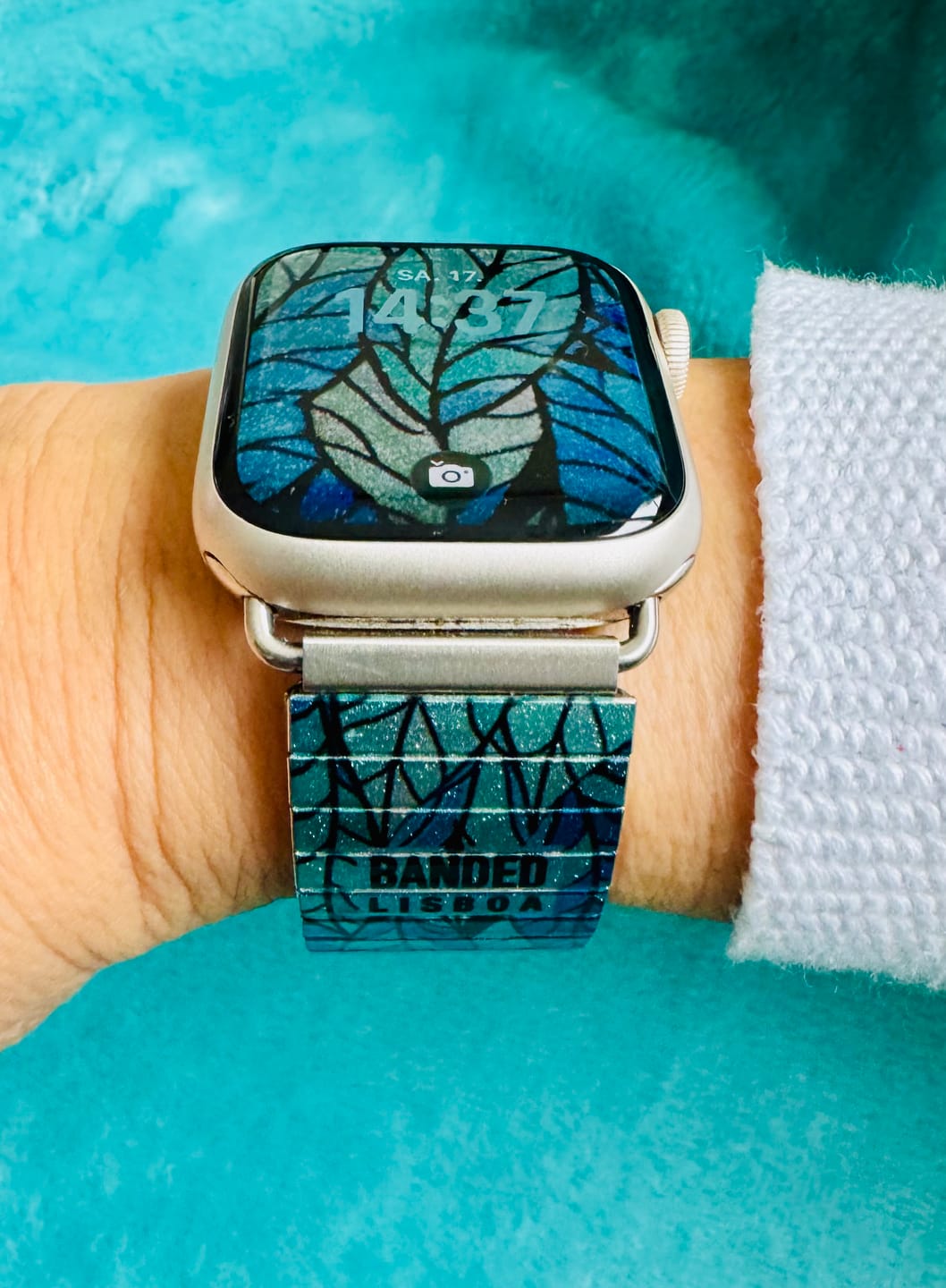 Customer photo review of Blues Phases - Stained Glass Leaf - Banded™ for Smart Watch - Metallic