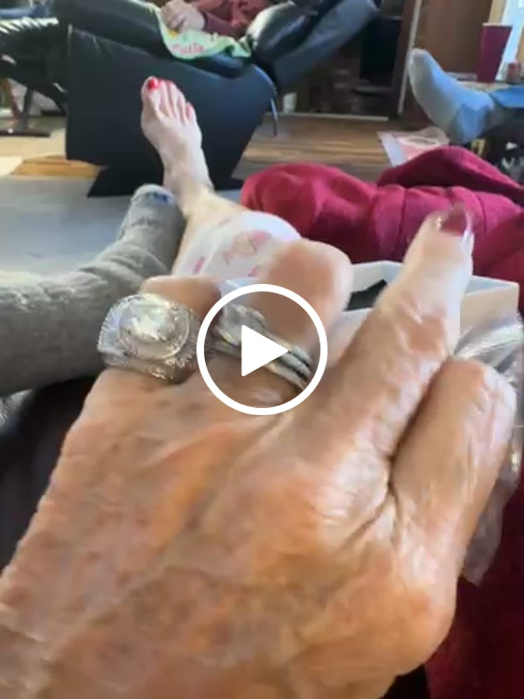 Customer video review of Baguette Round Cut Center Piece Ring