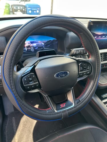 Customer photo review of Car Steering Wheel Cover, Anti-Slip, Safety, Soft, Breathable, Heavy Duty, Thick, Full Surround, Sports Style, With Logo Car Accessories WQ18990