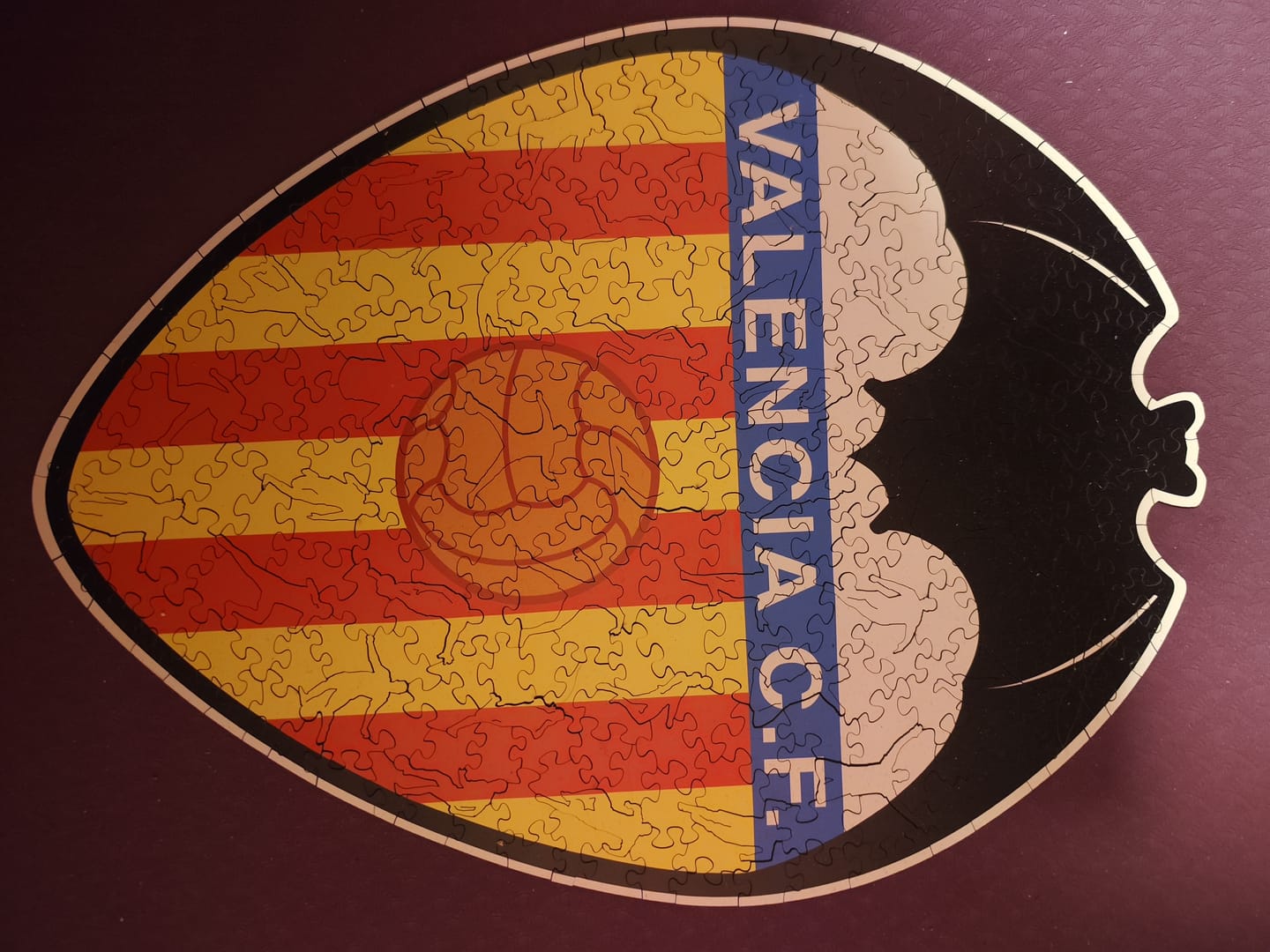 Customer photo review of Valencia CF® Logo - Wooden Puzzle