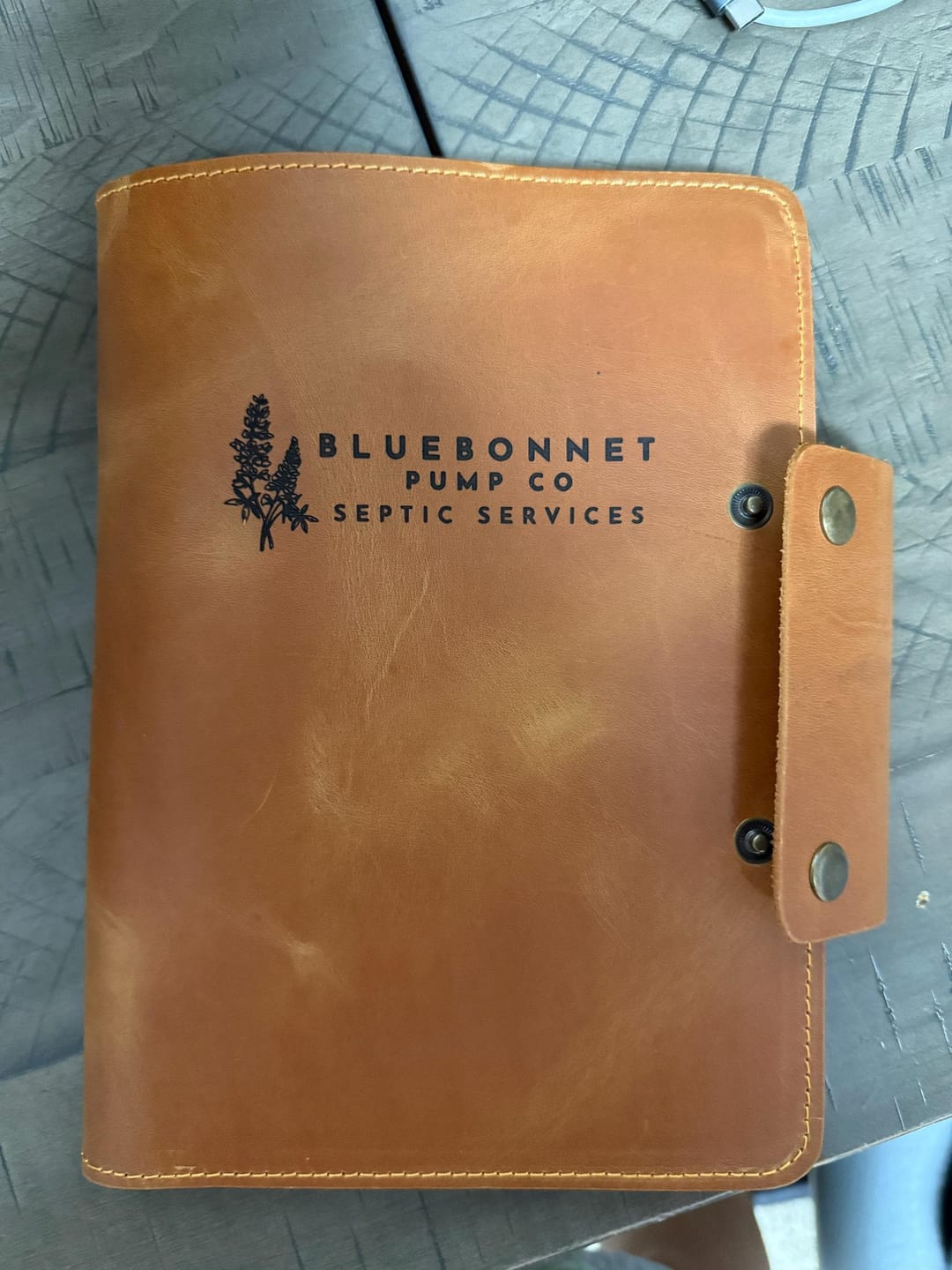Customer photo review of 2026 Leather Planner, Personalized Refillable Leather Journal A5 Size + Free Pen