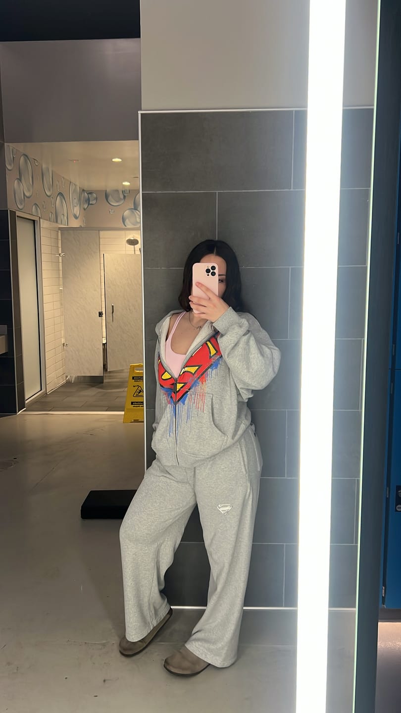 Customer photo review of 5011 - Superman Drip Zip-Ups