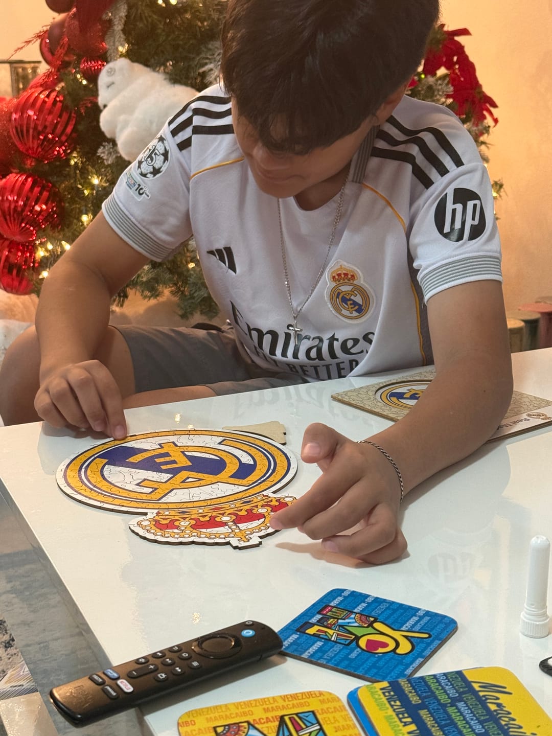Customer photo review of Real Madrid CF® Logo - Wooden Puzzle