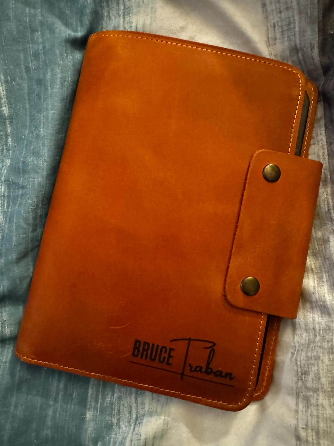 Customer photo review of 2026 Leather Planner, Personalized Refillable Leather Journal A5 Size + Free Pen