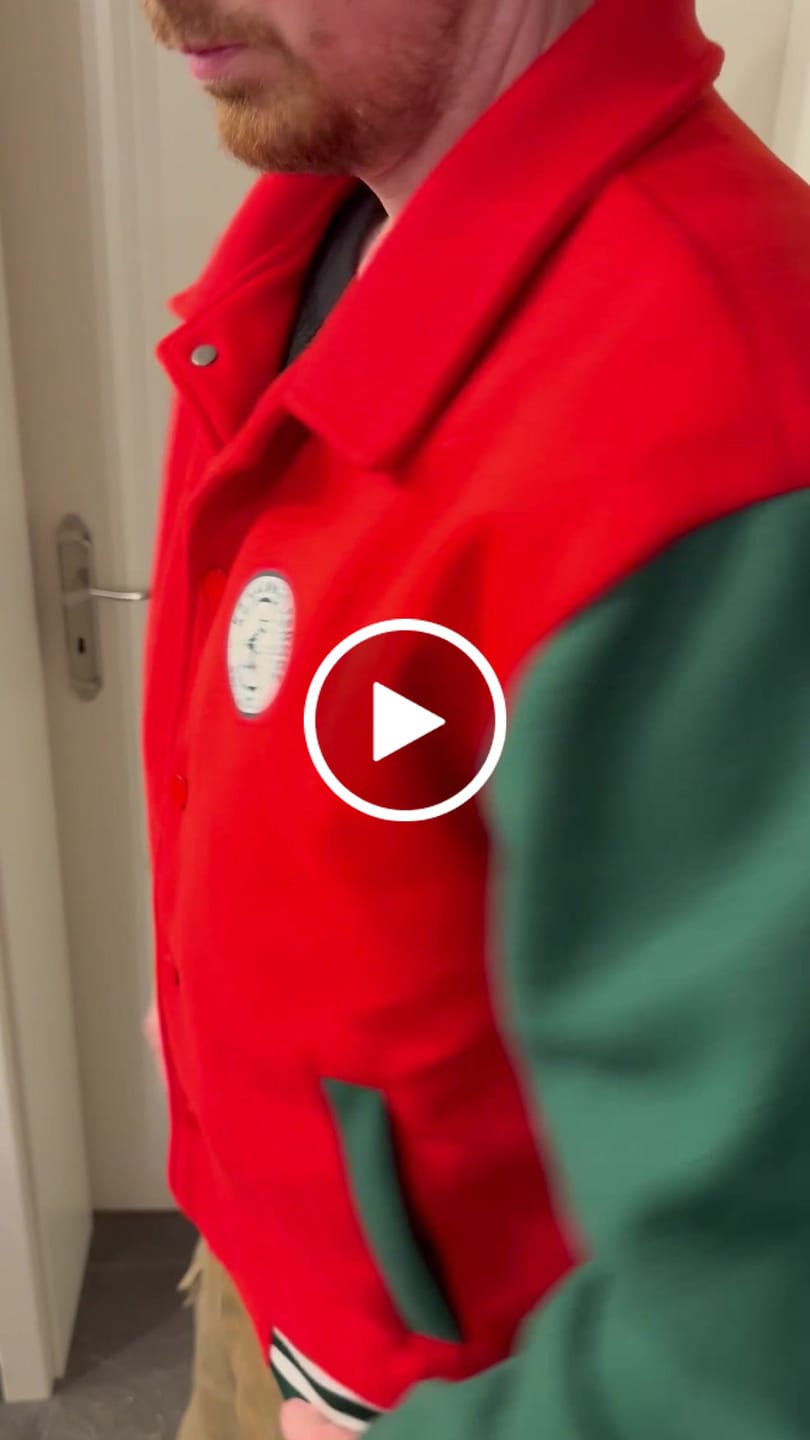 Customer video review of Maßgeschneidertes Rot Kelly Grün Jacke