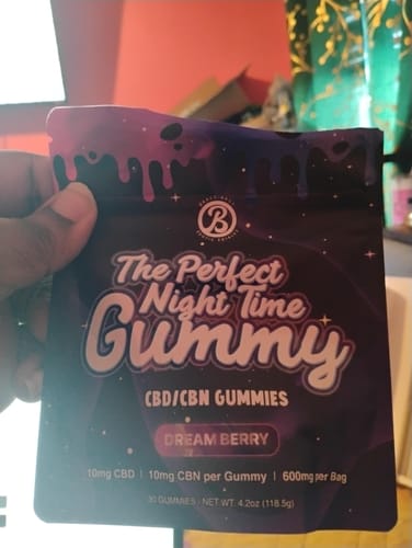Customer photo review of CBD:CBN Night Time Gummies