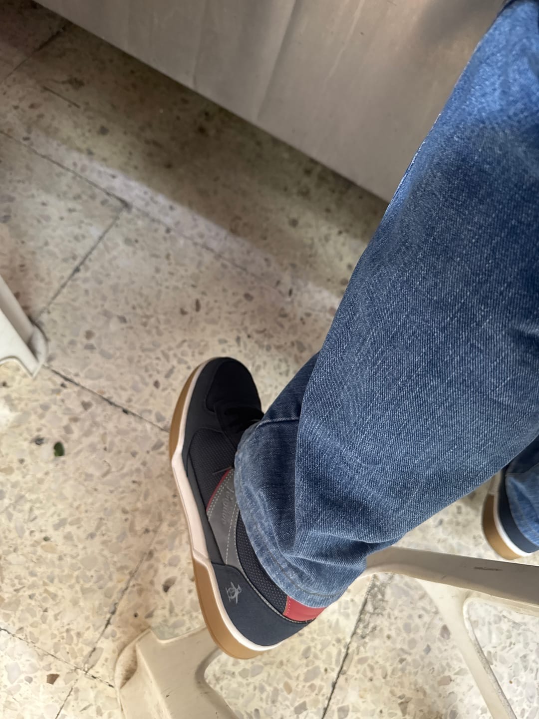 Customer photo review of Tenis Style Hank Azul Marino