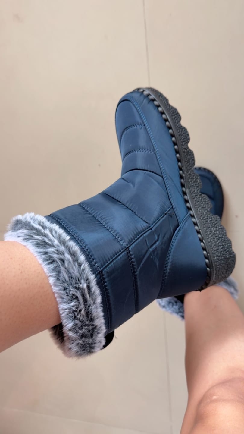 Customer photo review of Waterproof Winter Snow Boots