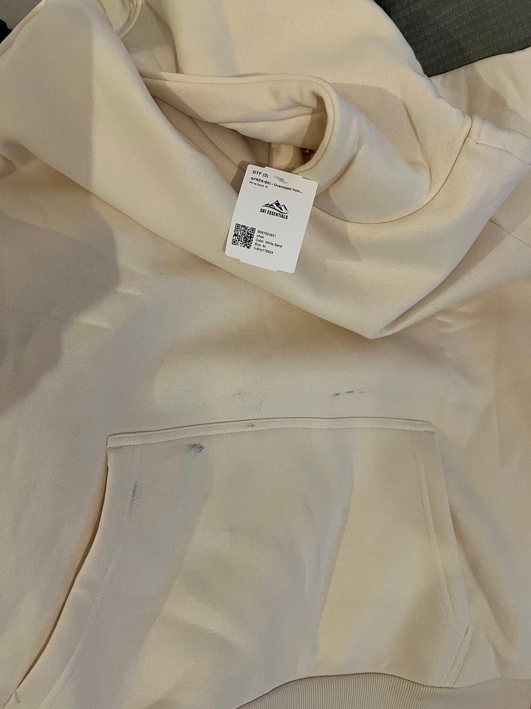 Customer photo review of APRÈS-SKI - Oversized Hoodie