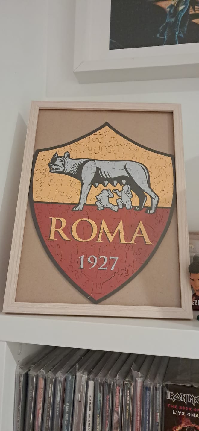 Customer photo review of Logo Roma® - Puzzle di Legno