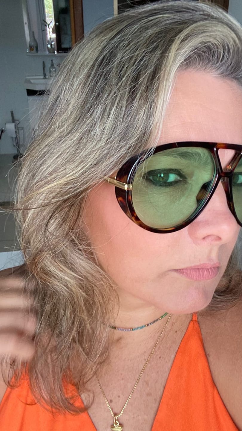 Customer photo review of Óculos Tropea Edição Limitada