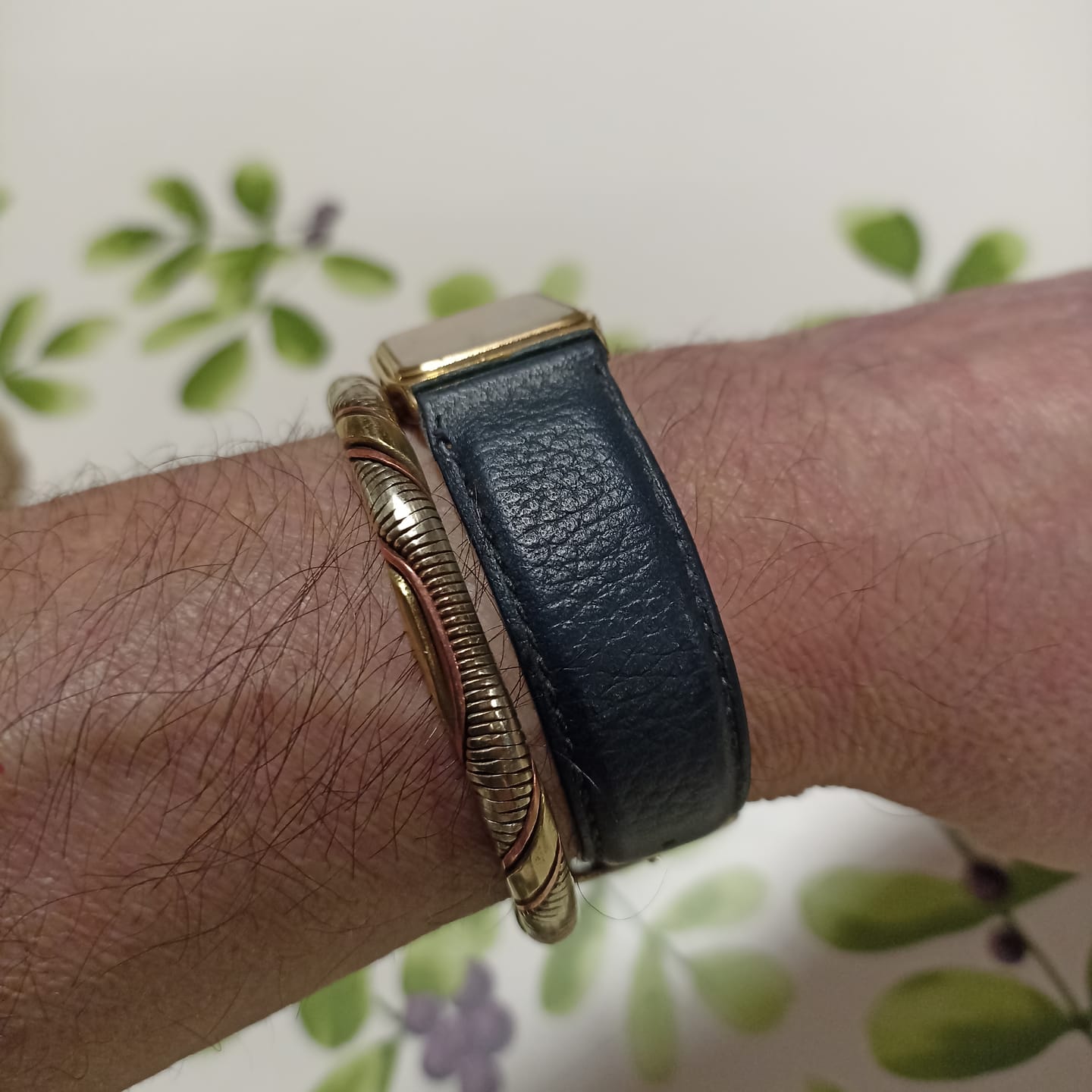 Customer photo review of Bracelets Universels 3 Métaux