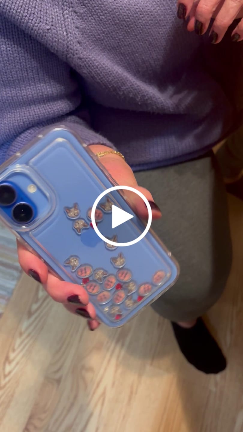 Customer video review of Shaker Case™ with Custom Charms