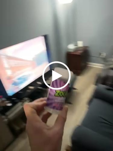 Customer video review of GRAPE BUBBLEGUM 2G PRE-ROLL 10CT