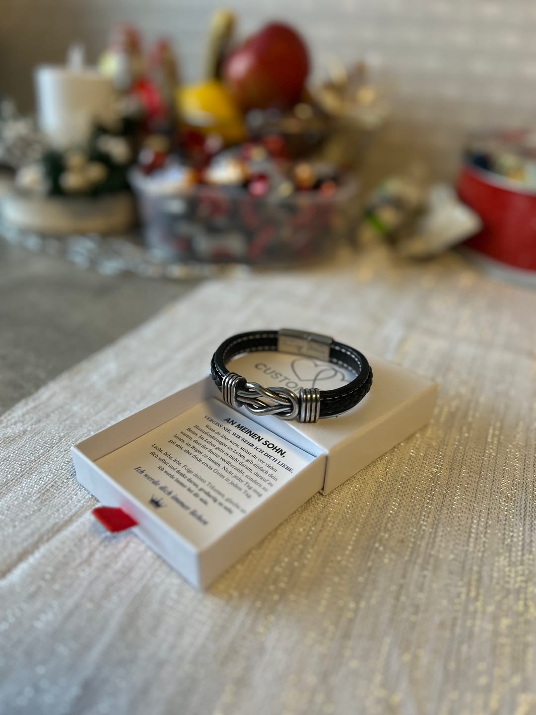 Customer photo review of An Meinen Sohn - Ich werde dich immer lieben - Infinity Armband