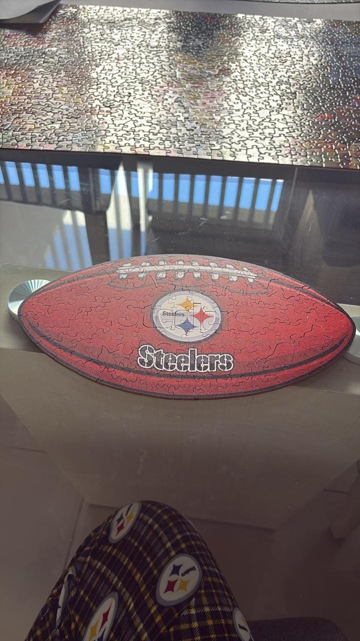 Customer photo review of Pittsburgh Steelers™ - Rompecabezas de Madera