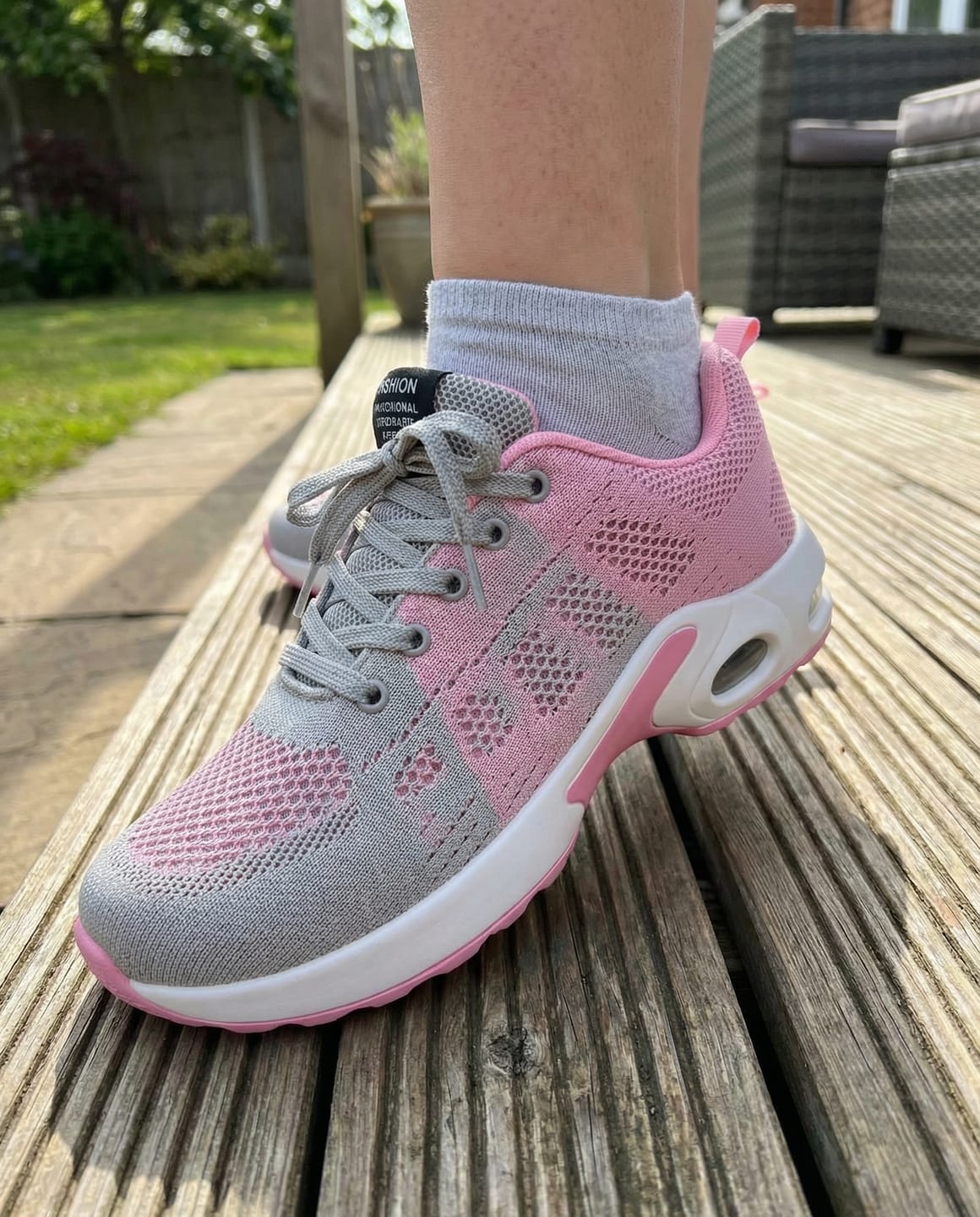 Customer photo review of Orthora™ Pro — Built for 12-Hour Shifts on Hard Floors