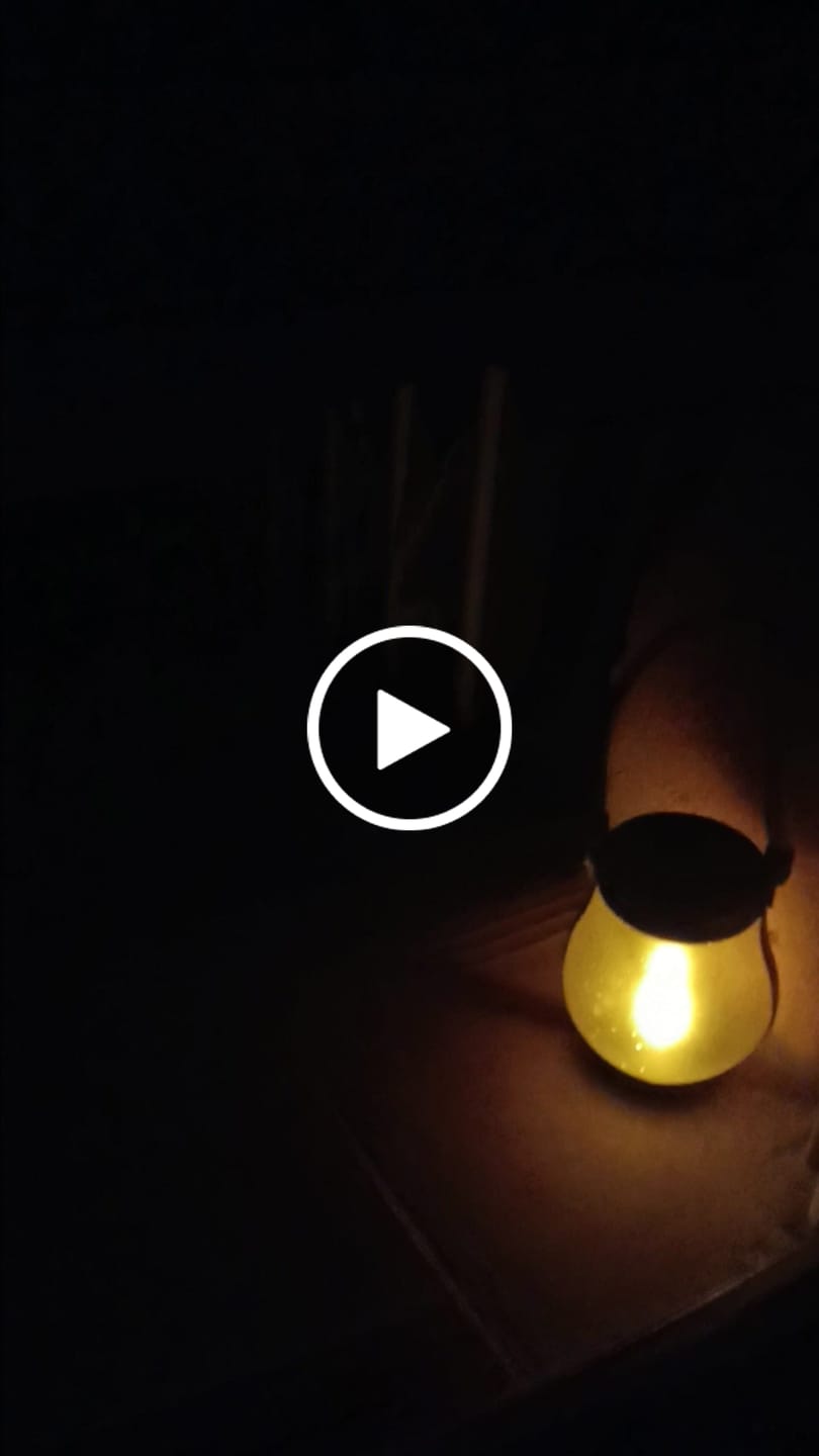 Customer video review of LlamaViva | Farol con Efecto de Fuego Realista